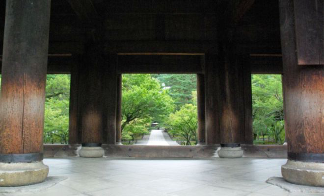 granite of temple gate sill